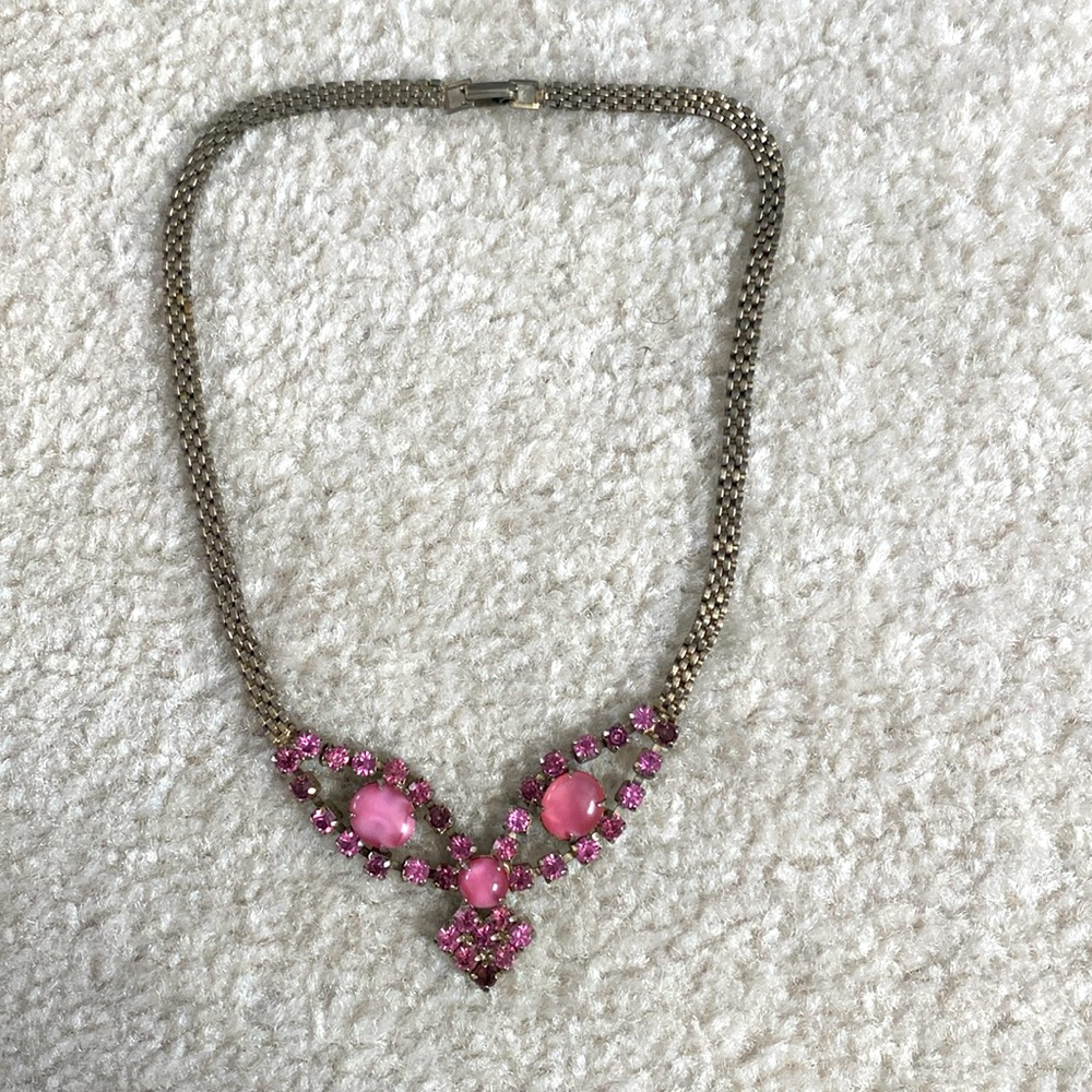 Vintage pink pearl and rhinestone necklace
